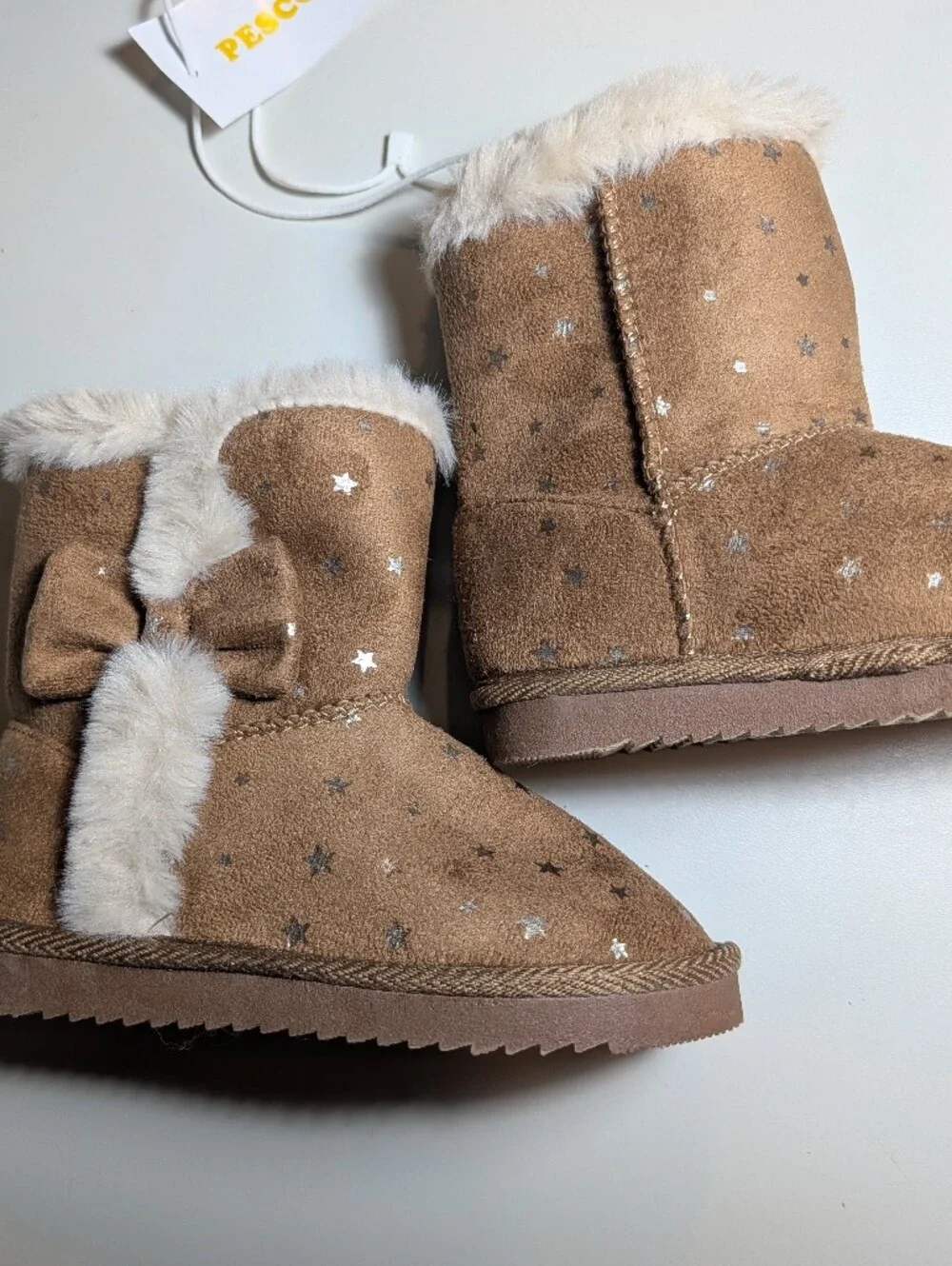 Pescool Girls Size 9 Cozy Tan Star Suede Kid's Boots with Faux Fur NWT